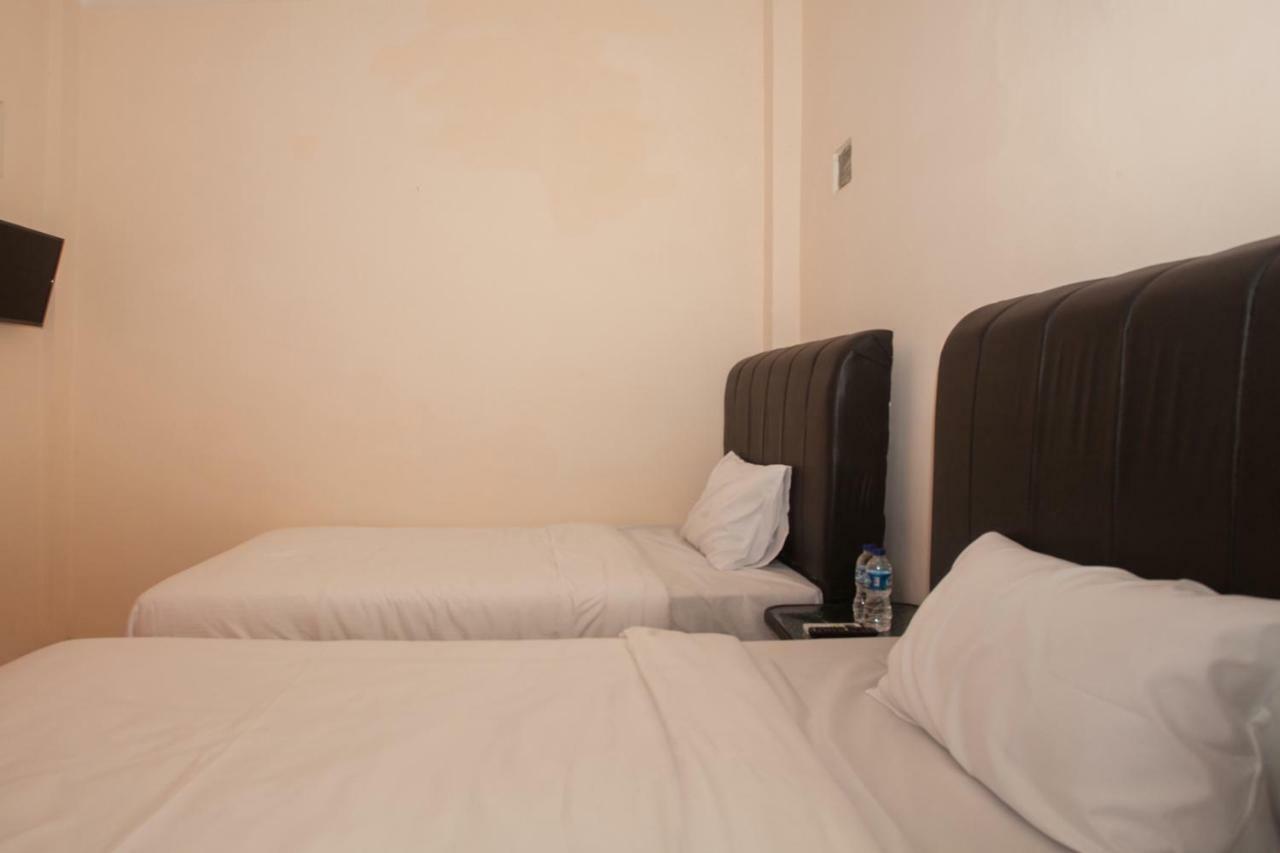 Oyo 1752 Hotel Wisata Kisaran Ngoại thất bức ảnh
